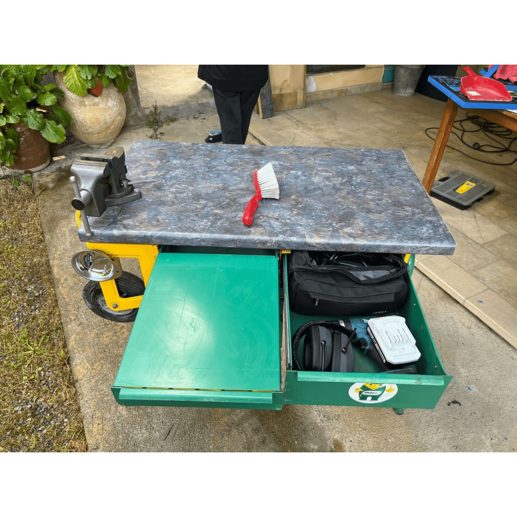 Etabli mobile pliable de la marque macc - Coloris jaune et vert